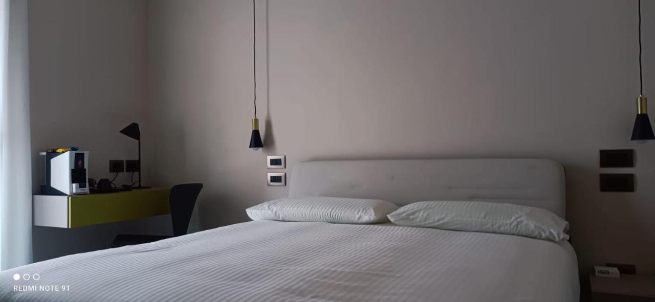 Bbcube Hotel Porto Viro Bagian luar foto