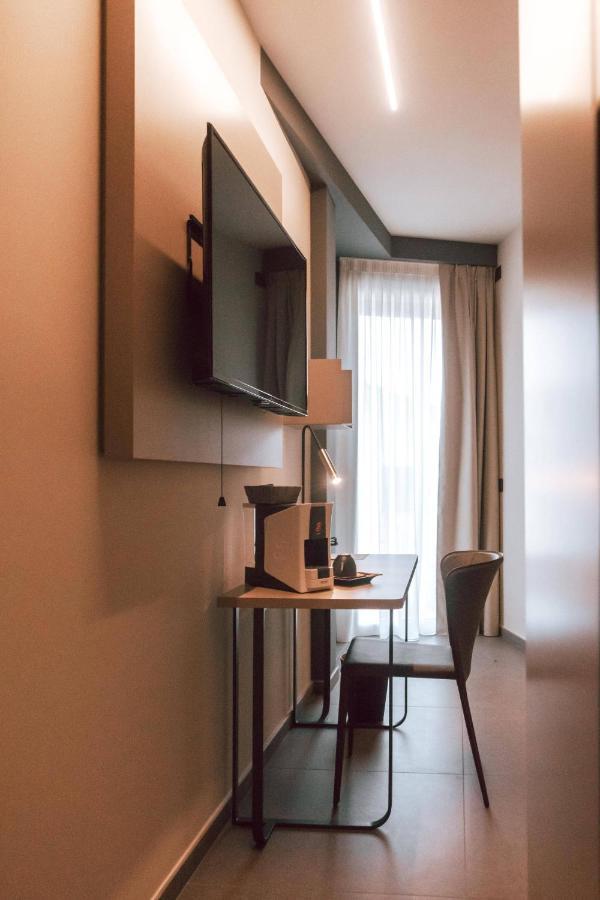 Bbcube Hotel Porto Viro Bagian luar foto